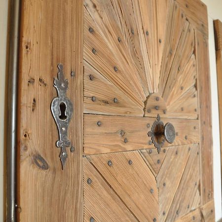 Maison Orsini Villeneuve-lès-Avignon Стая снимка